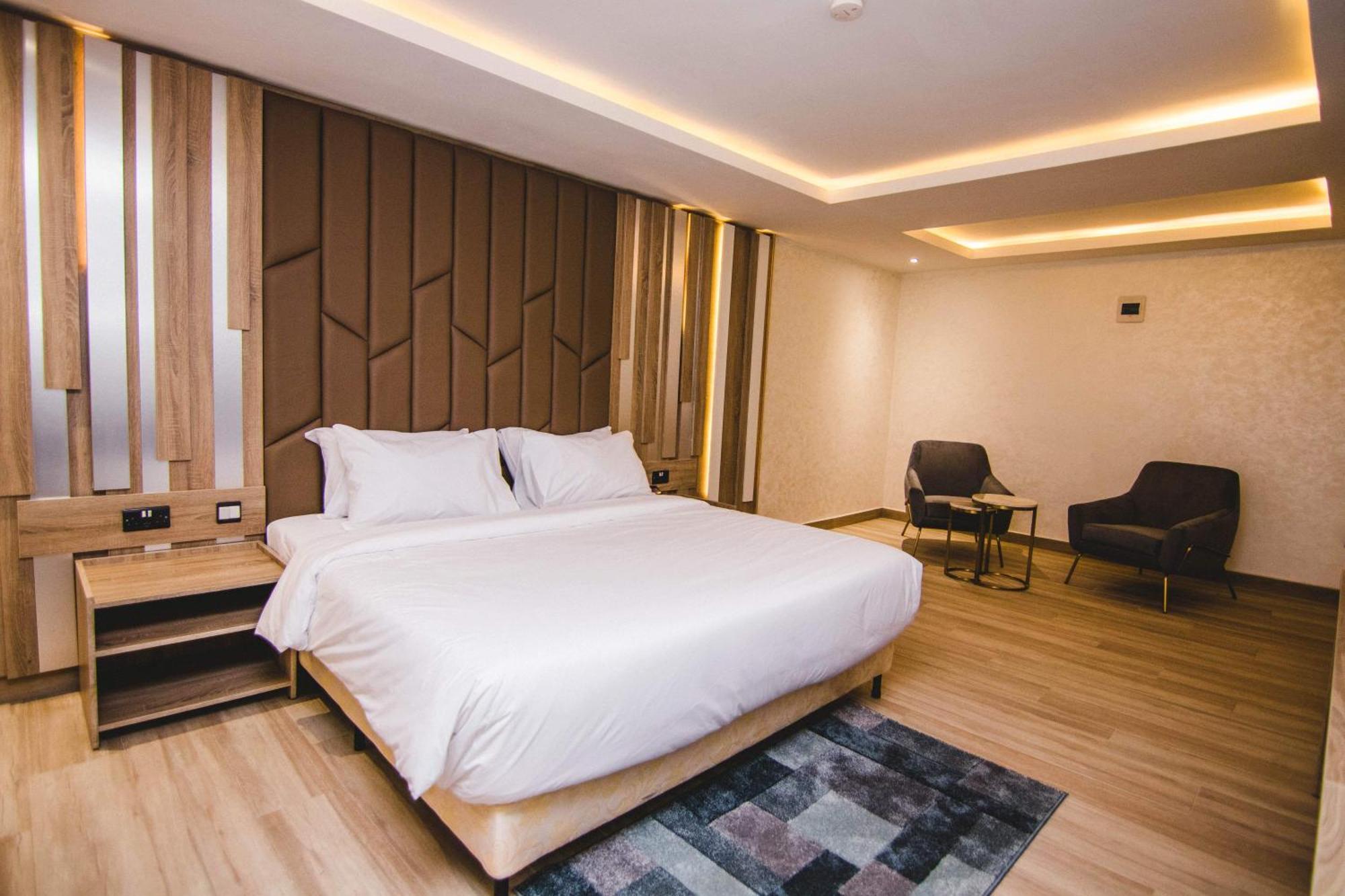 The Safron Hotel Lagos Ngoại thất bức ảnh