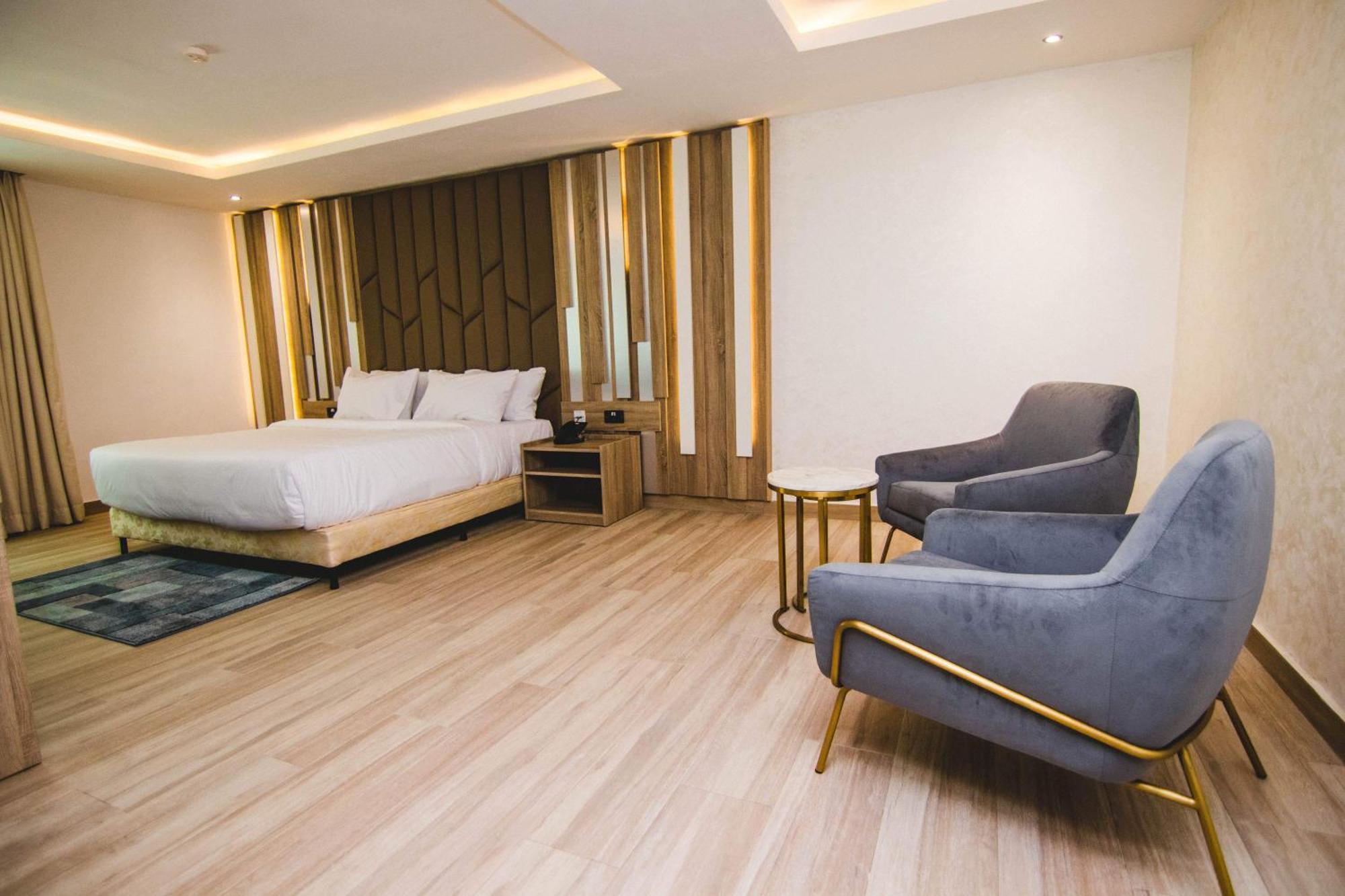 The Safron Hotel Lagos Ngoại thất bức ảnh