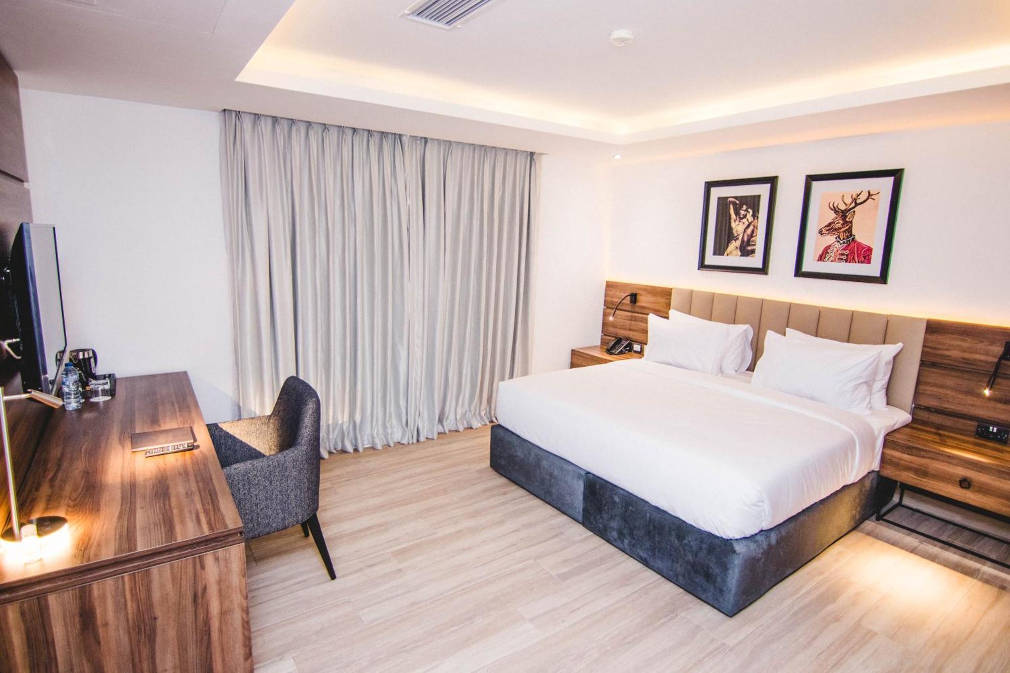 The Safron Hotel Lagos Ngoại thất bức ảnh