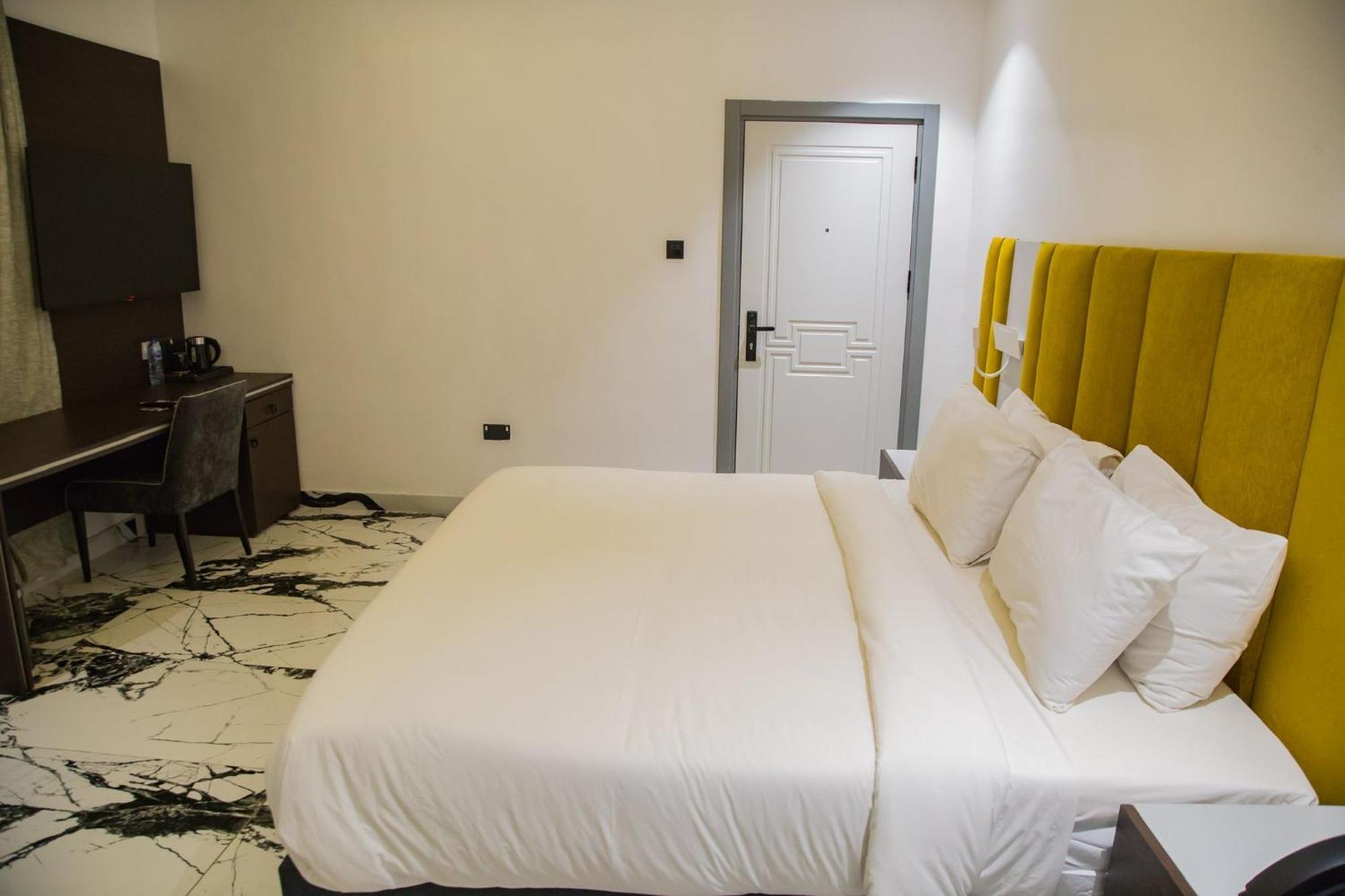 The Safron Hotel Lagos Ngoại thất bức ảnh