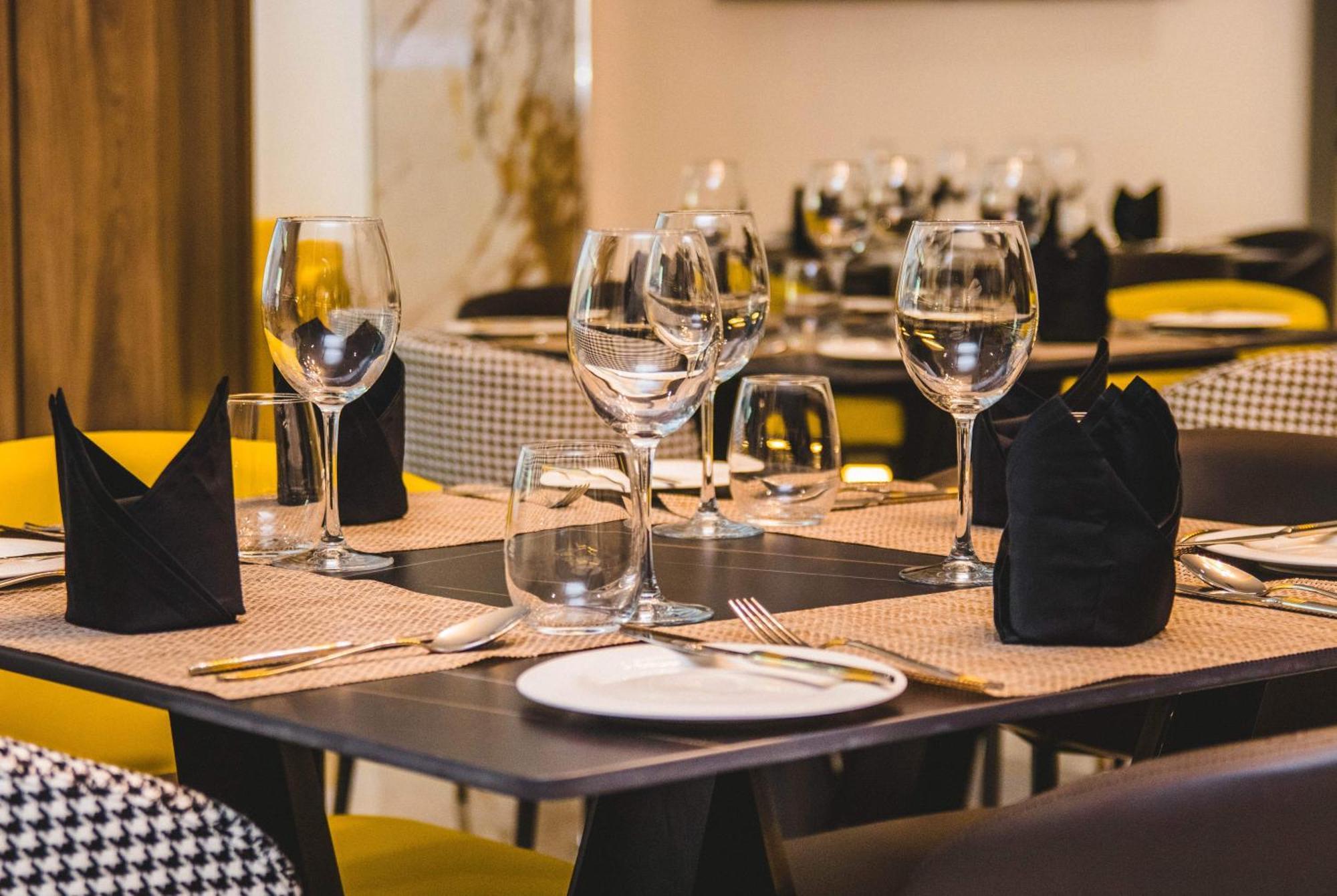 The Safron Hotel Lagos Ngoại thất bức ảnh