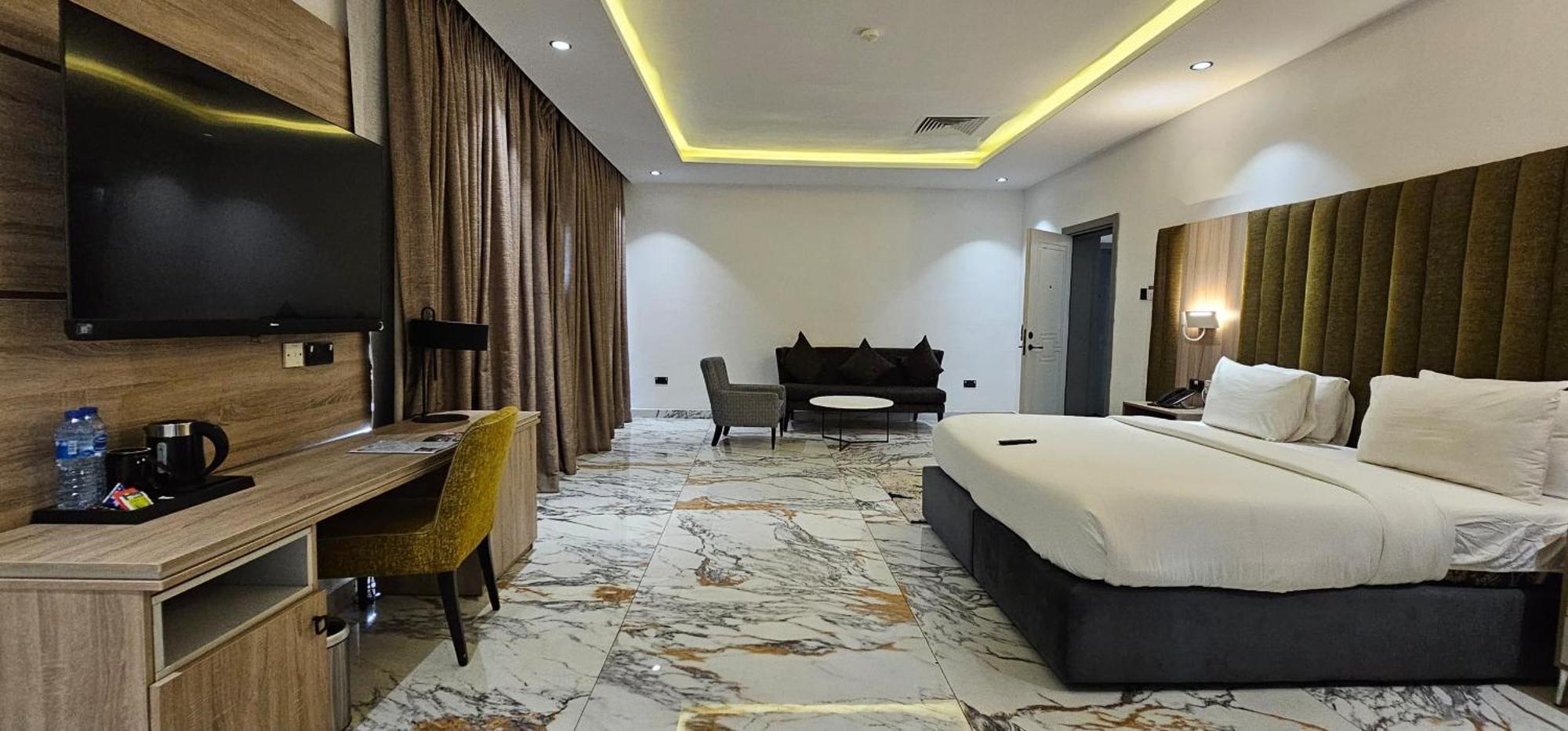 The Safron Hotel Lagos Ngoại thất bức ảnh